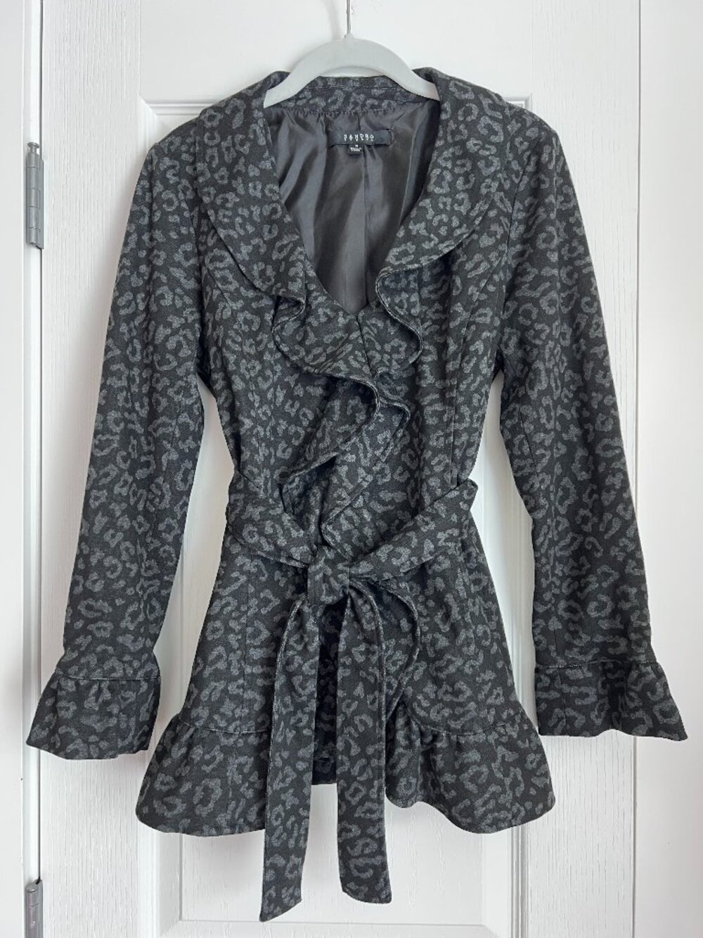 Sandro Studio Gray Leopard Print Ruffle Belted Jacket - Size Small